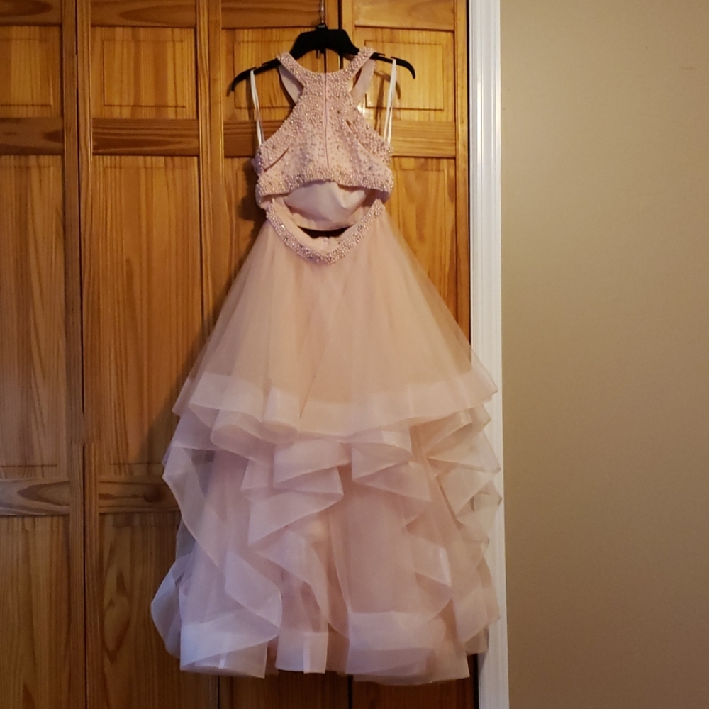 2 piece special occasion dress beaded light pink